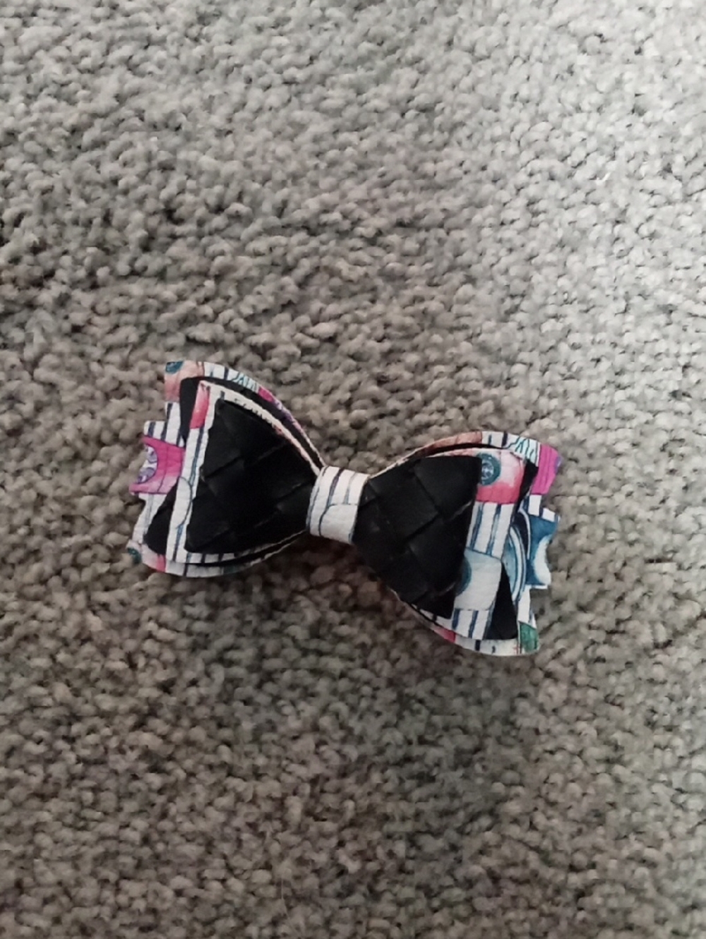 Straw Bow Topper